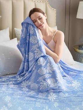 Blue Tropical Leaf Twin Size Cooling Blanket